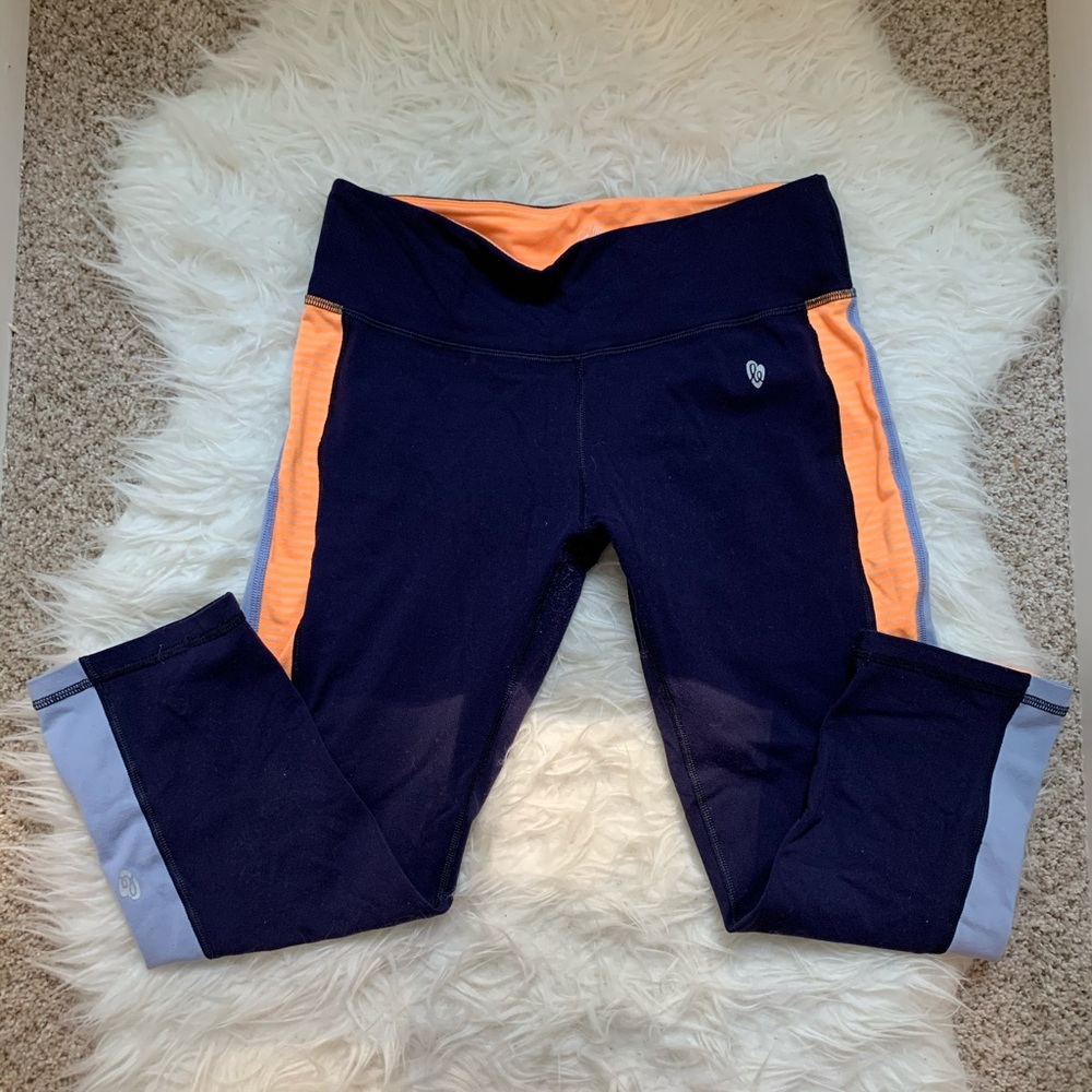 Ellie Capri leggings